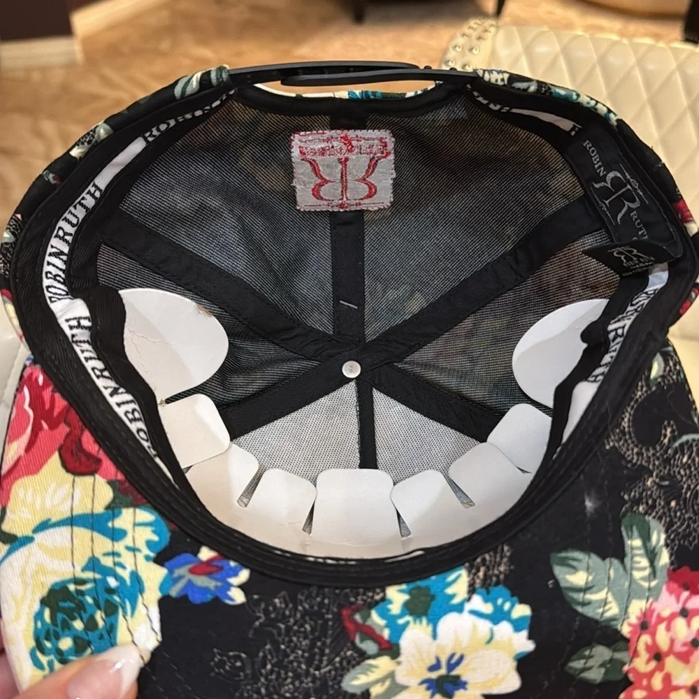 NWT Robin Ruth Tropical Floral‎ Snapback Hat